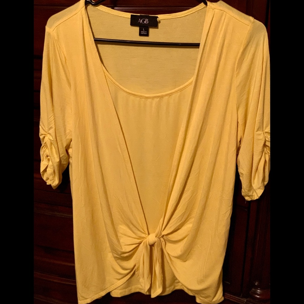 | Like New Ladies Blouse by AGB | Size Large